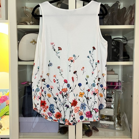White and Floral Lightweight Tank Top - Picture 5 of 5